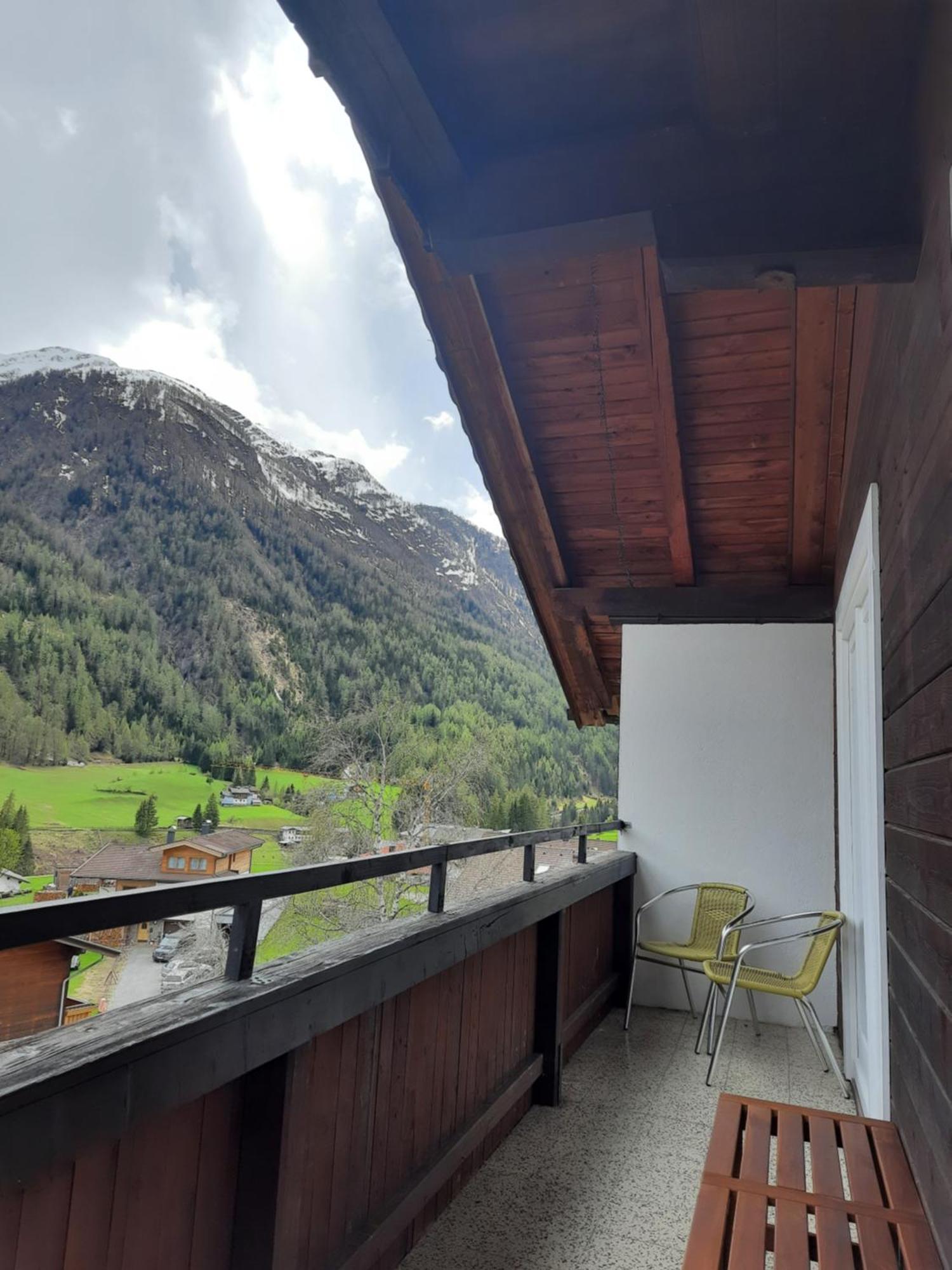Ferienhaus Enzian Pragraten Ruang foto
